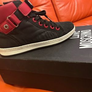 Love Moschino high too sneakers. Used ones